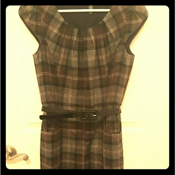 Saks 5th Avenue dress - Picture 1 of 2